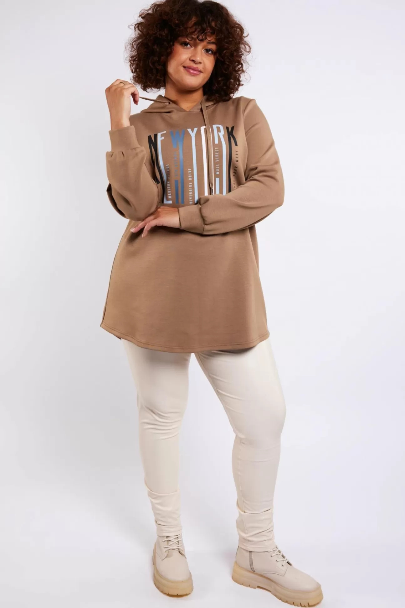 Exxcellent Ada Broek