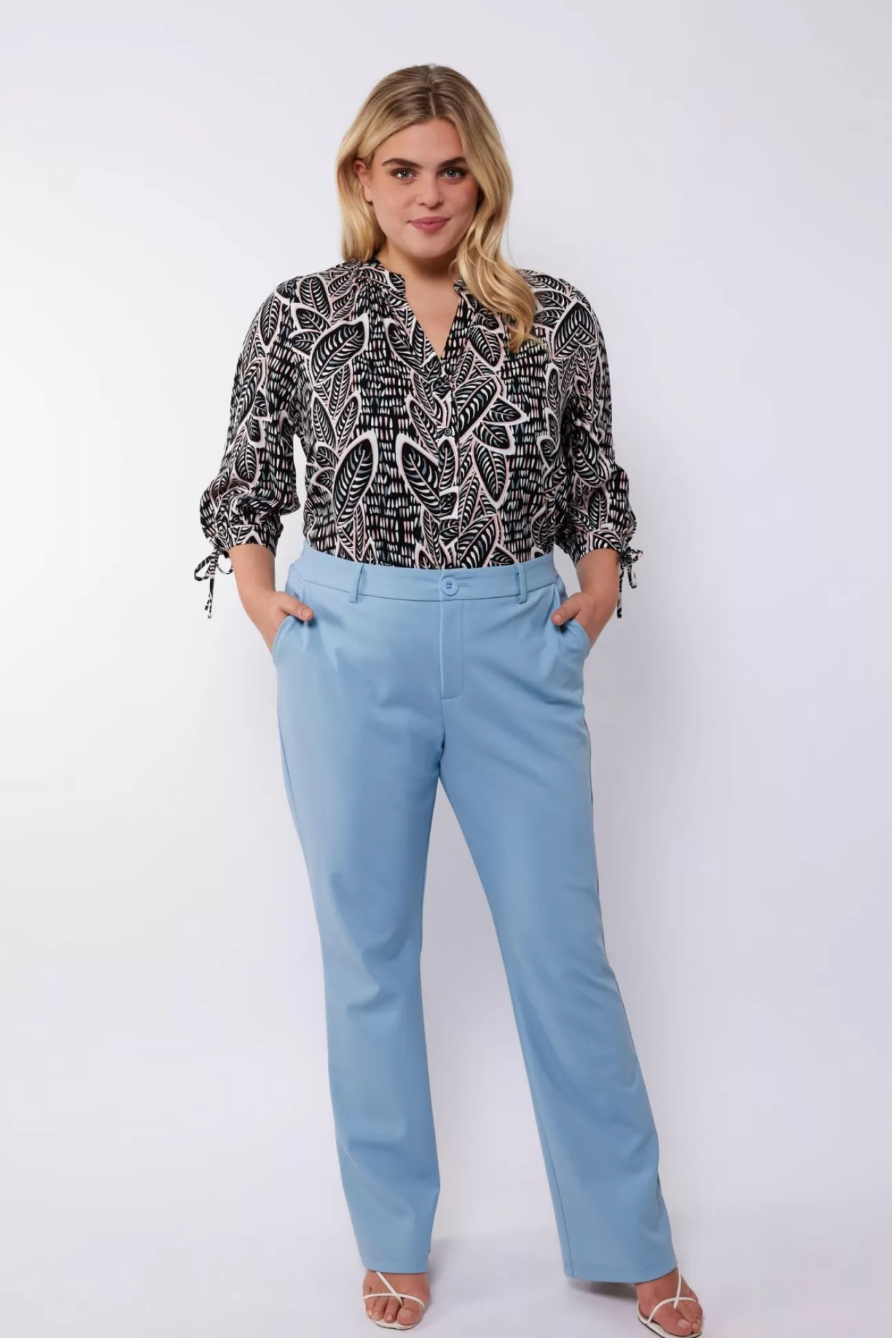 Exxcellent Aliana Broek