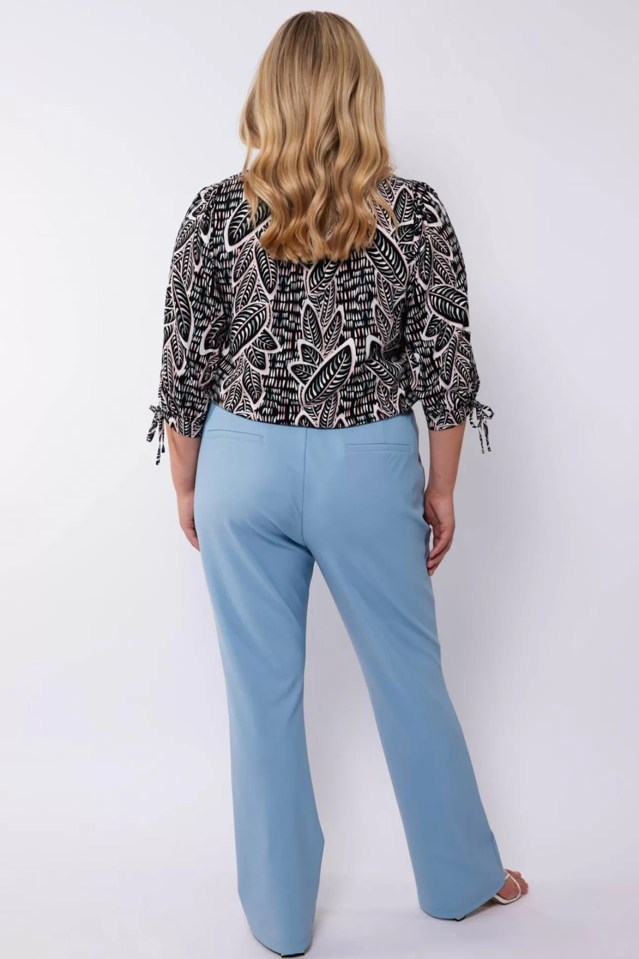 Exxcellent Aliana Broek