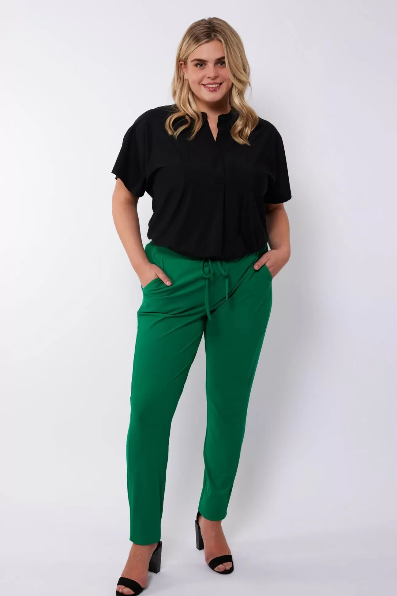 Exxcellent Cathy Broek