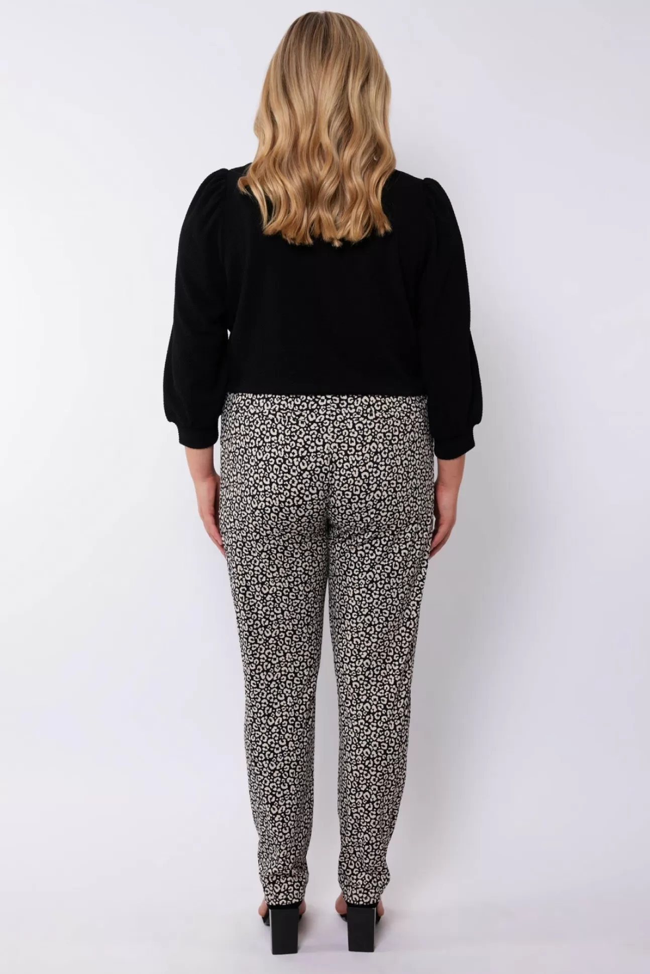 Exxcellent Cathy Broek