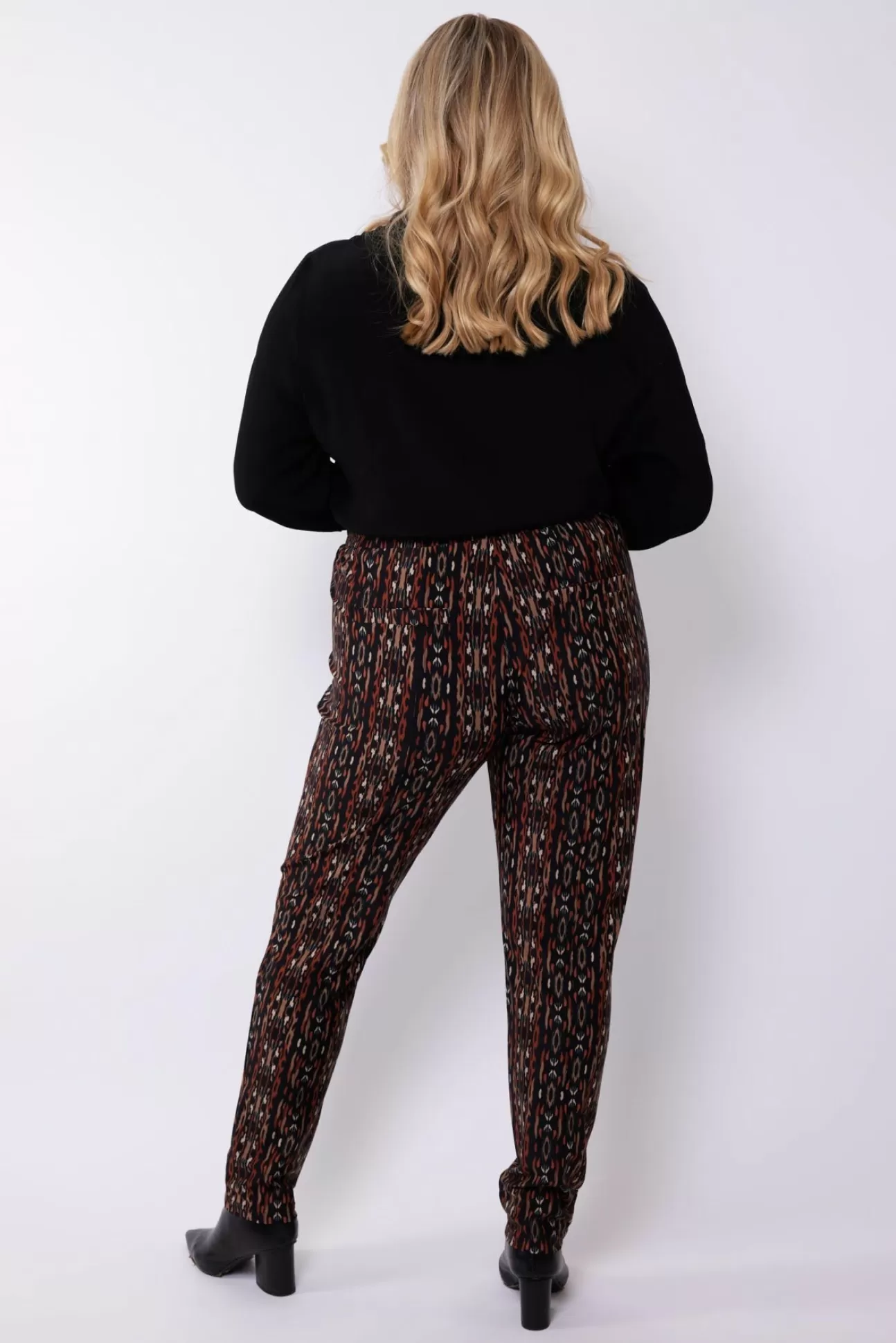Exxcellent Cecile Broek