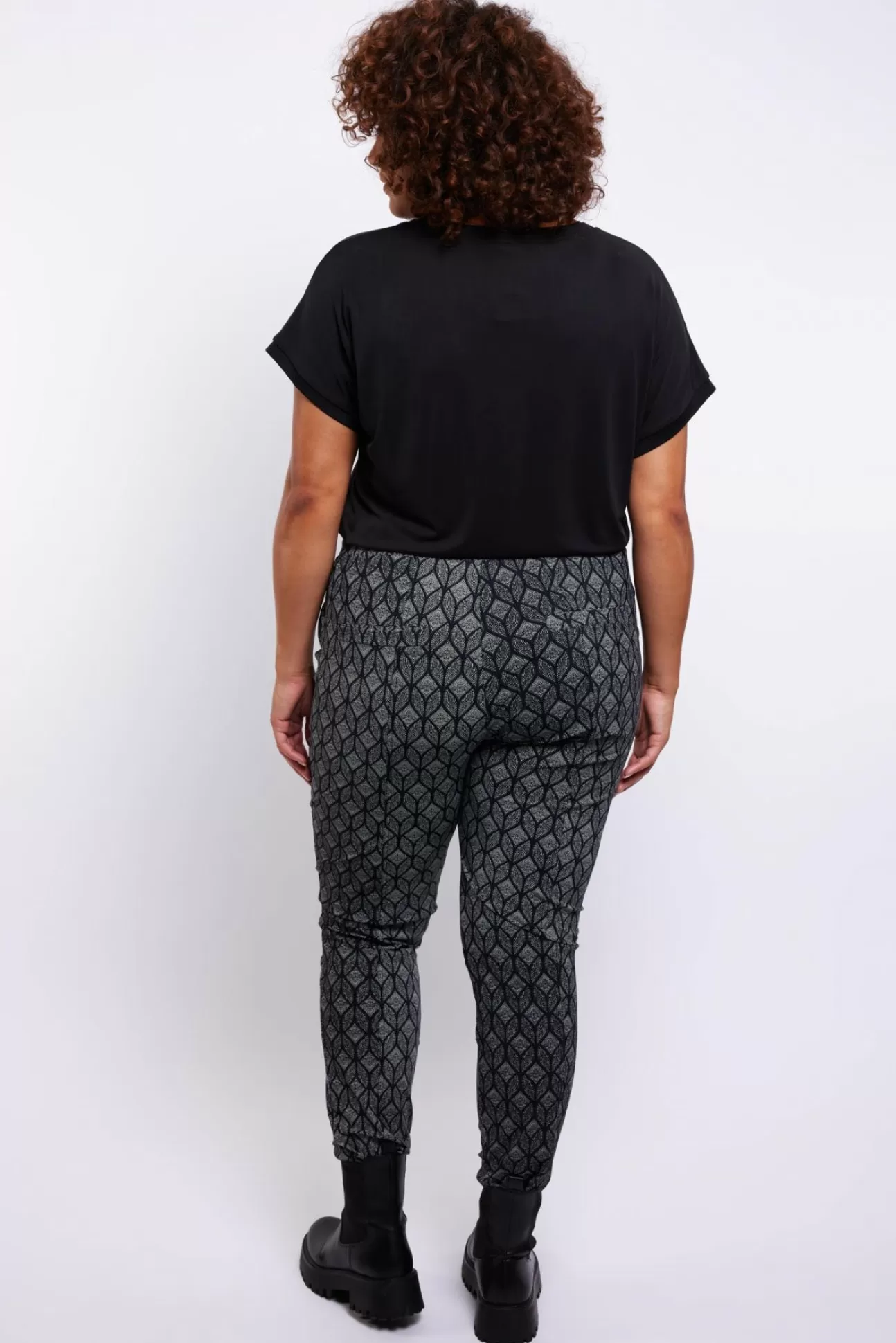 Exxcellent Cecile Broek