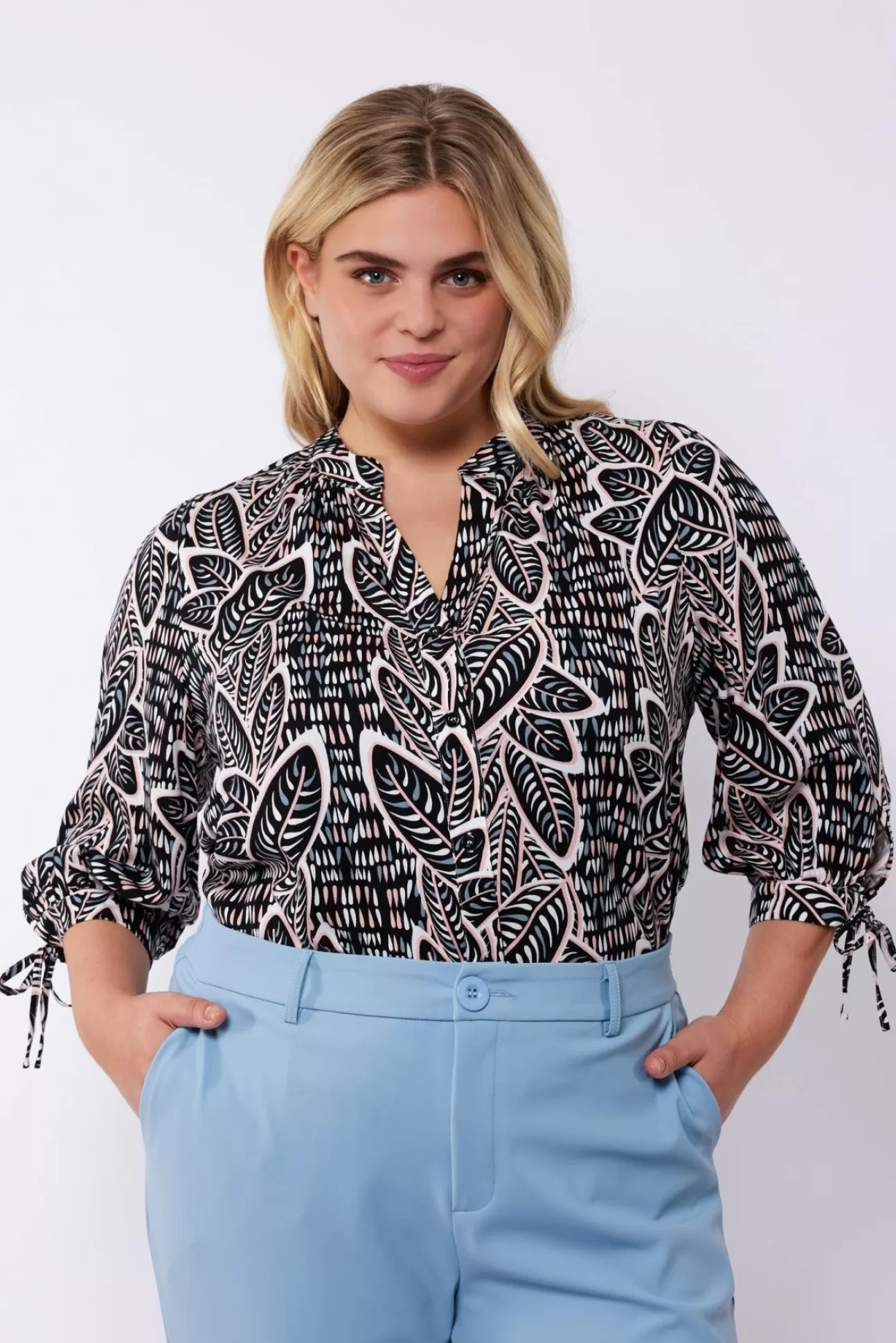 Exxcellent Giny Blouse