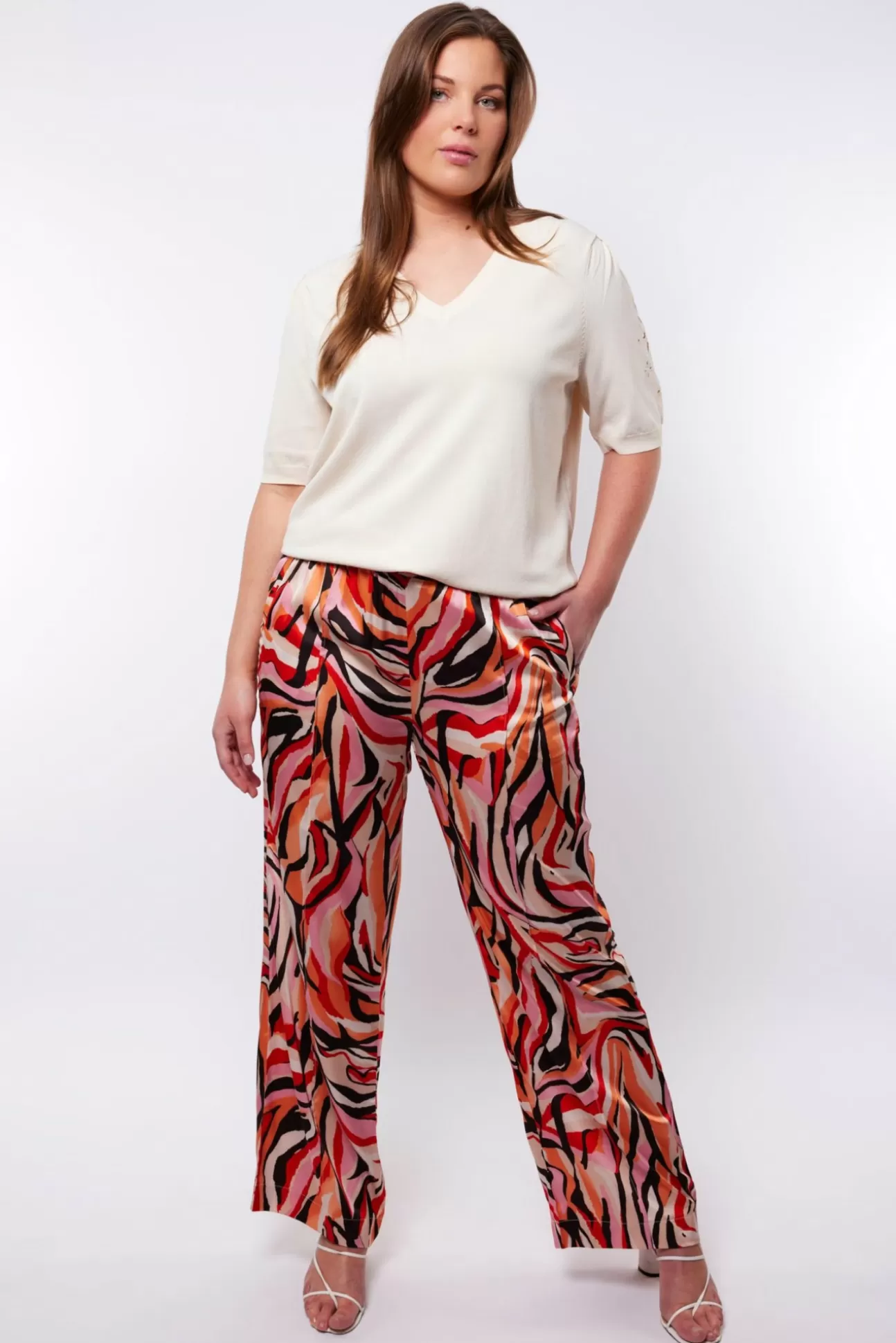 Exxcellent Jin Broek