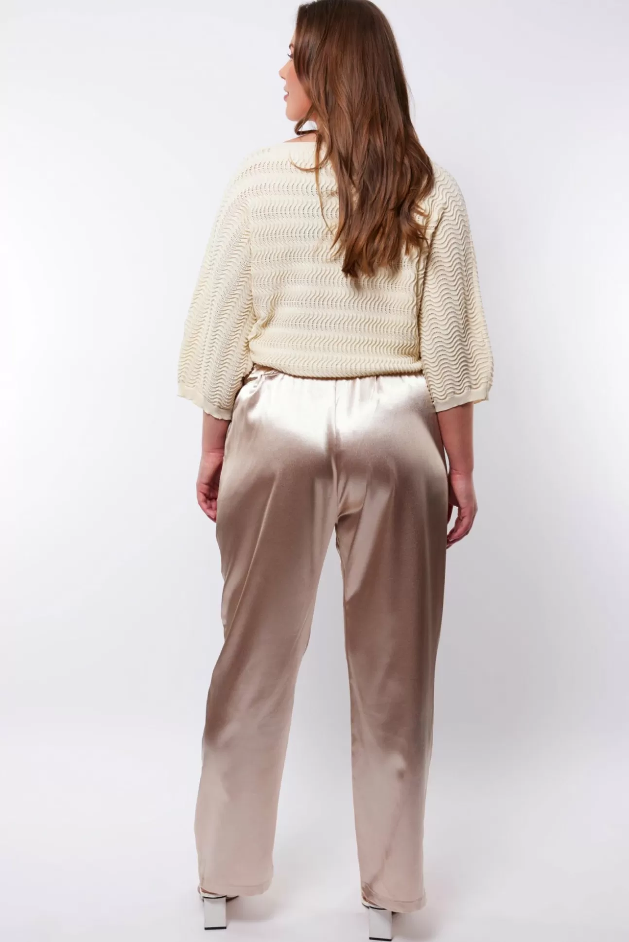 Exxcellent June Broek