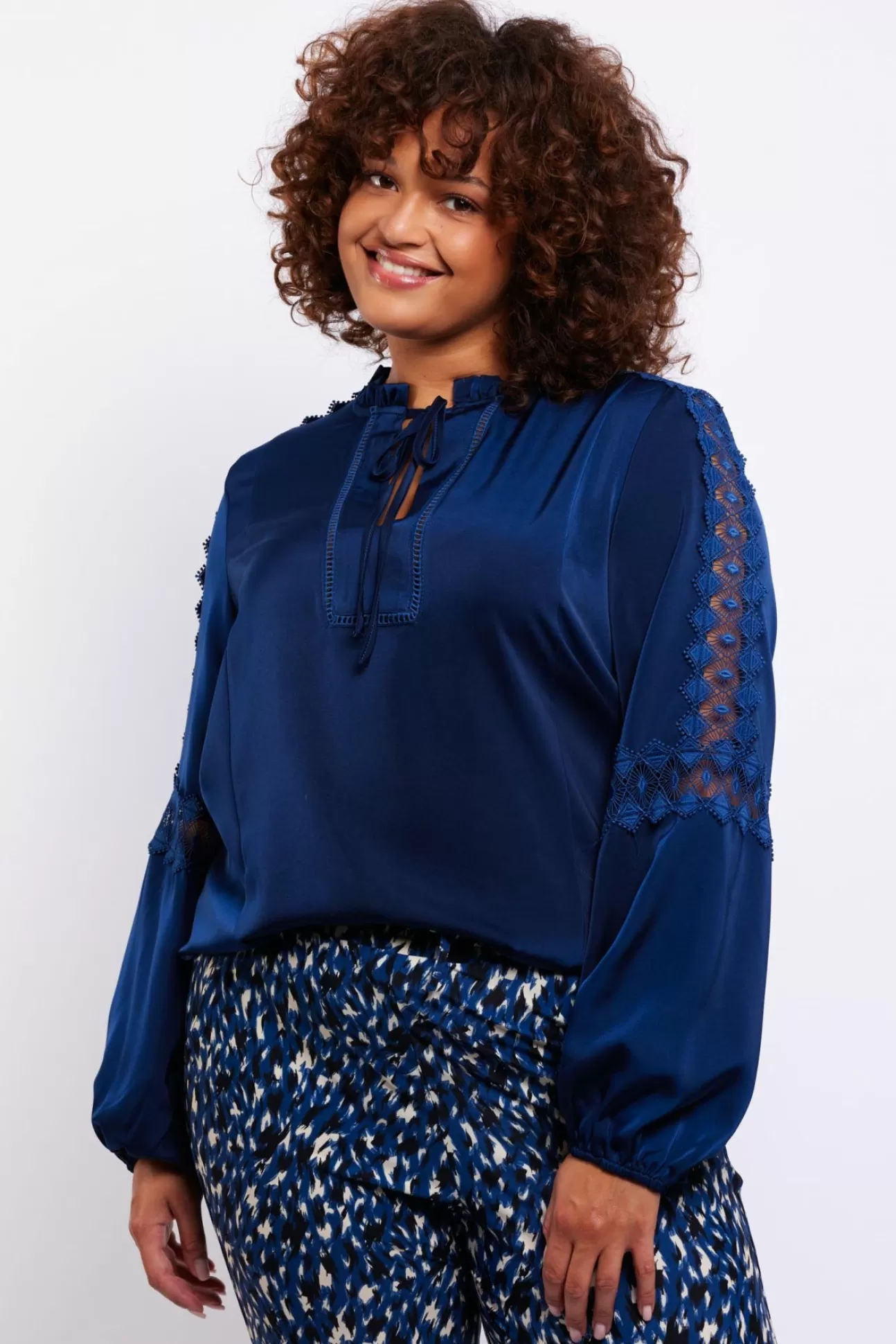 Exxcellent Leona Blouse