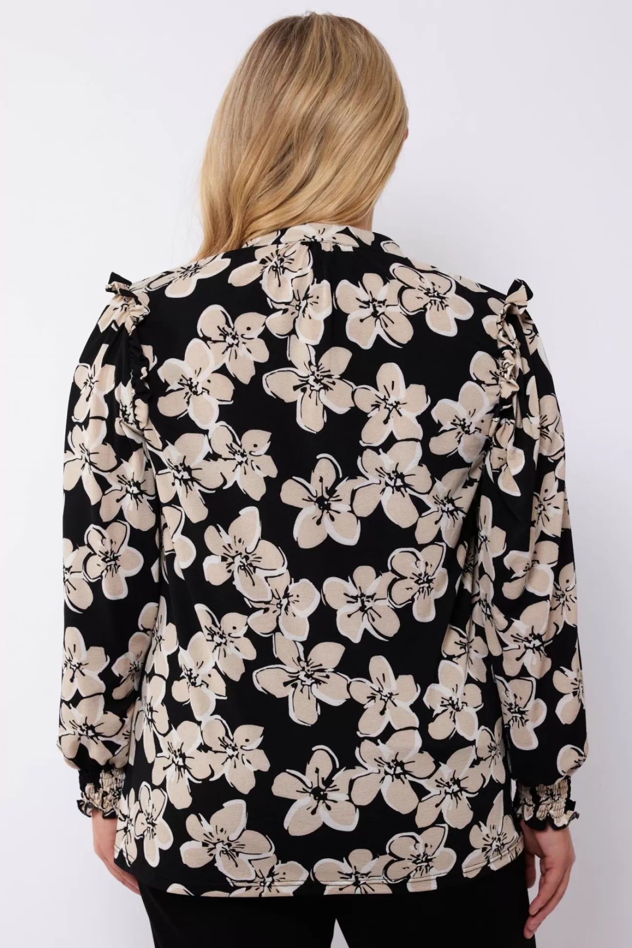 Exxcellent Lies Blouse
