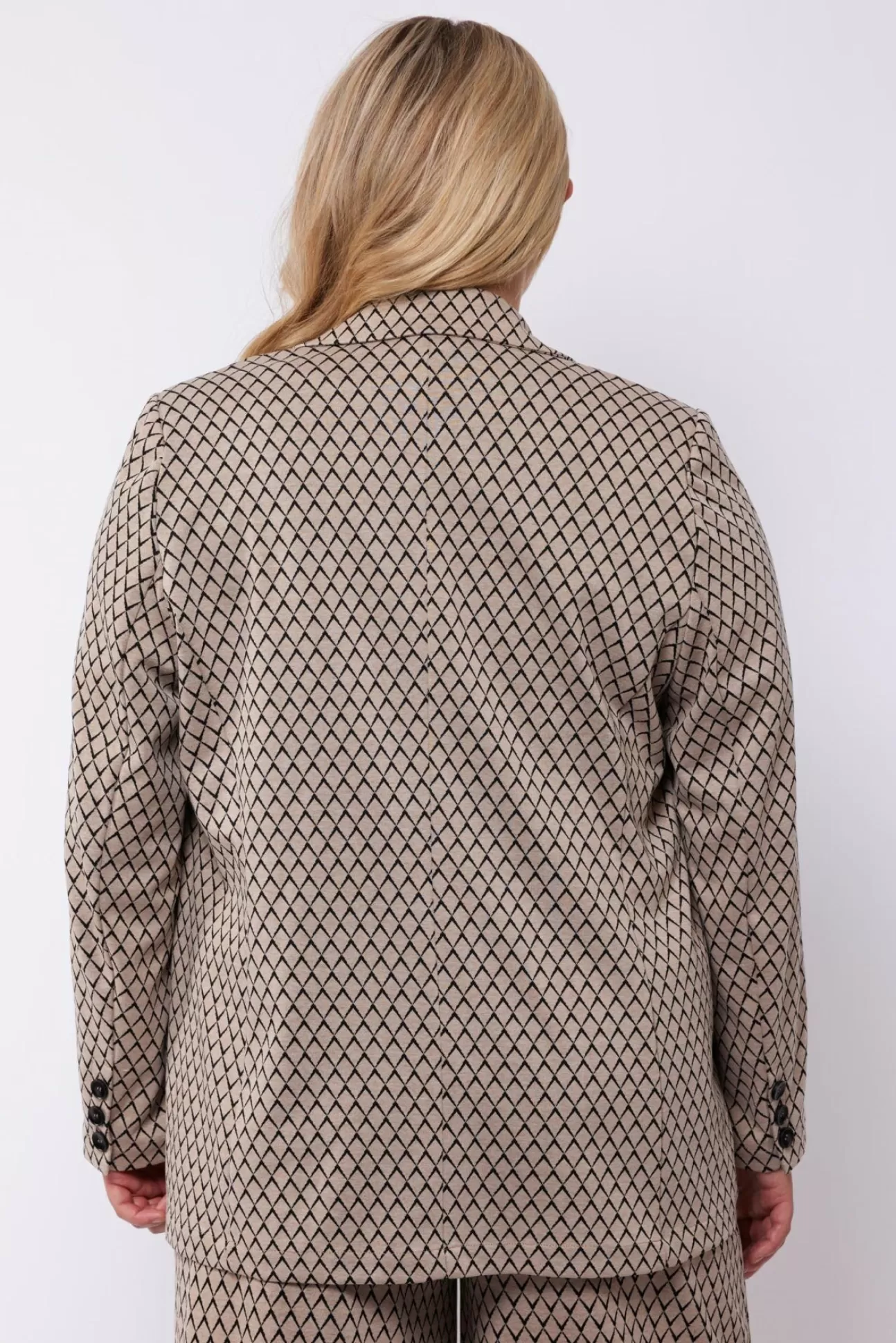 Exxcellent Lori Blazer