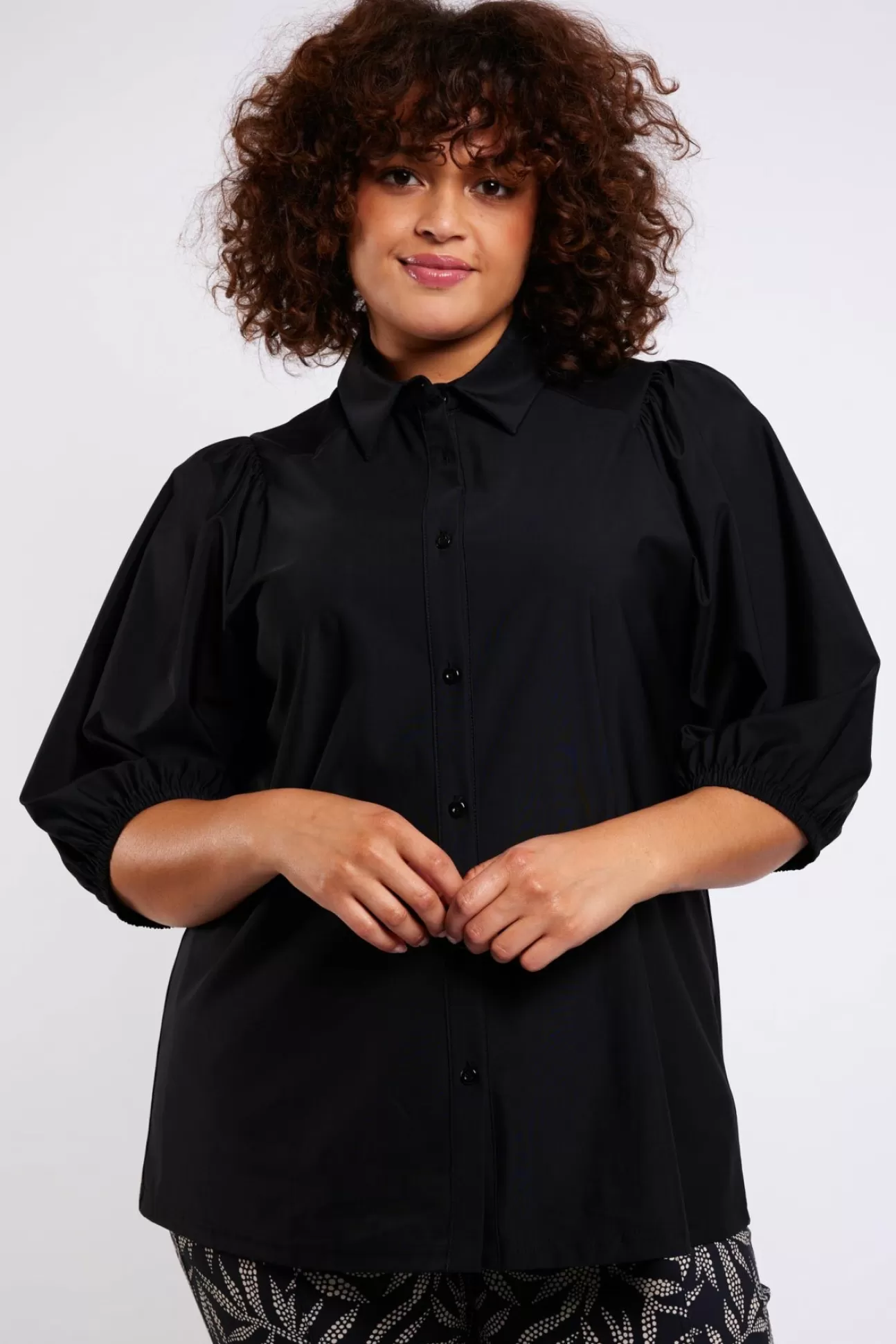 Exxcellent Rachel Blouse