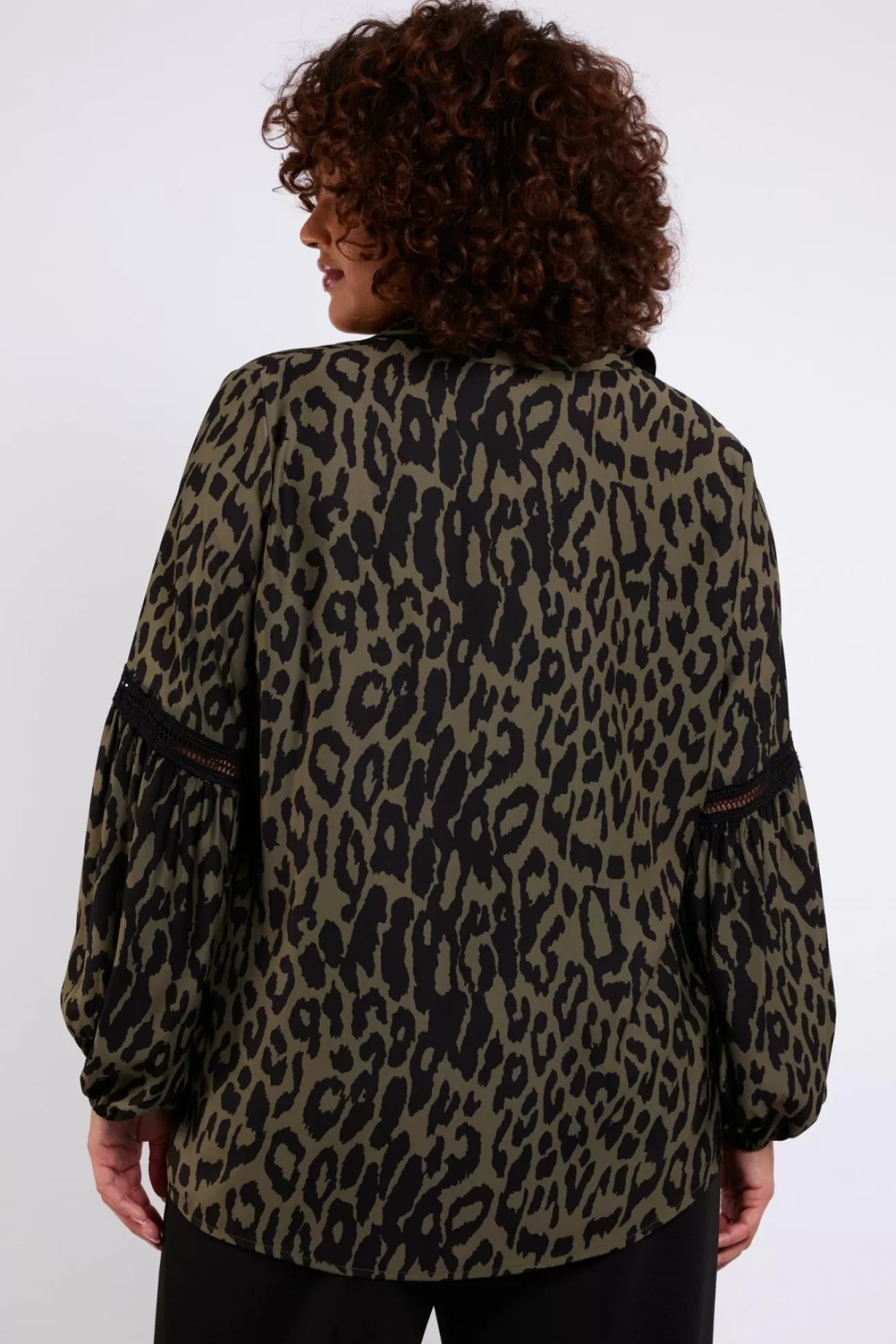 Exxcellent Ruth Blouse