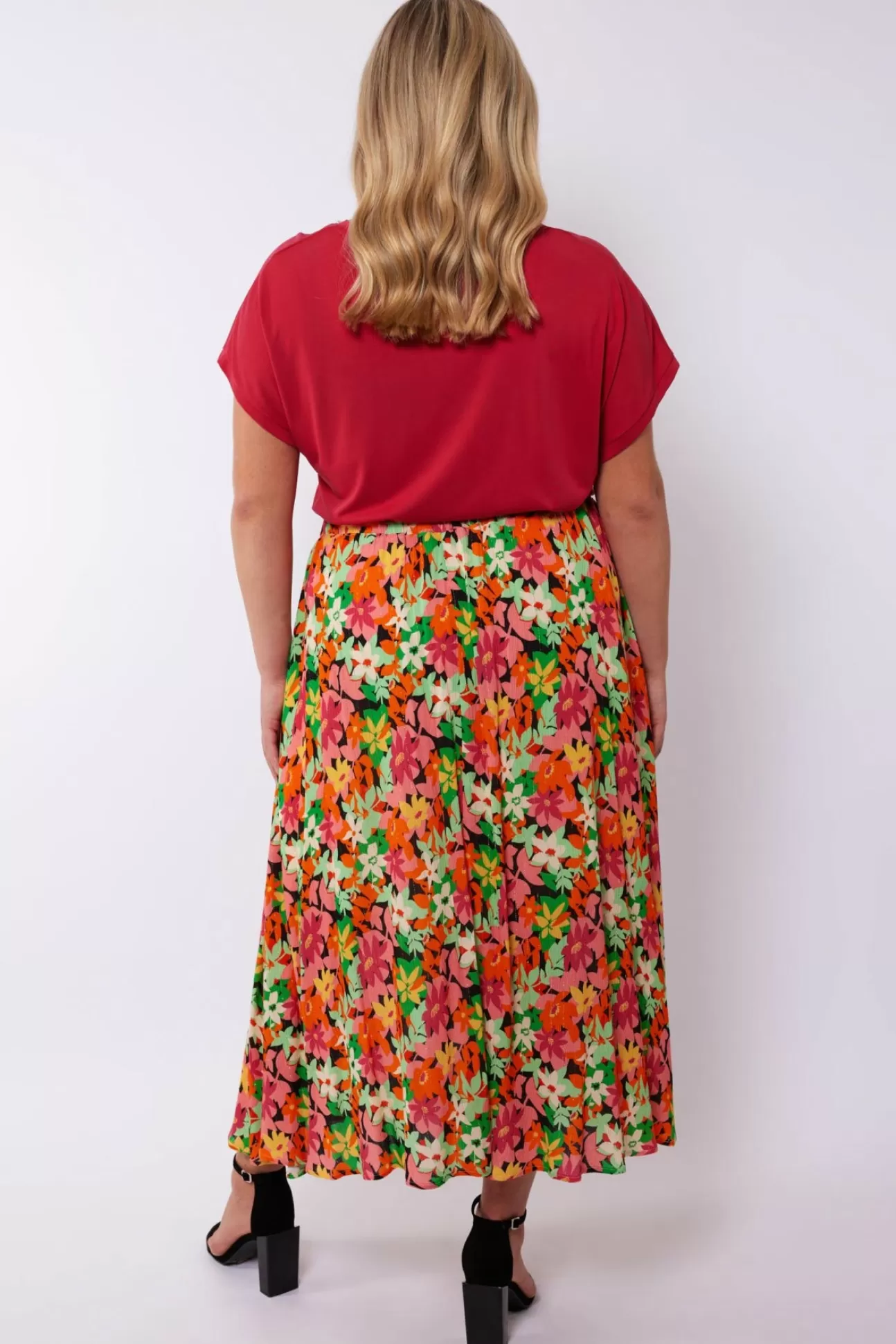 Exxcellent Velia Rok