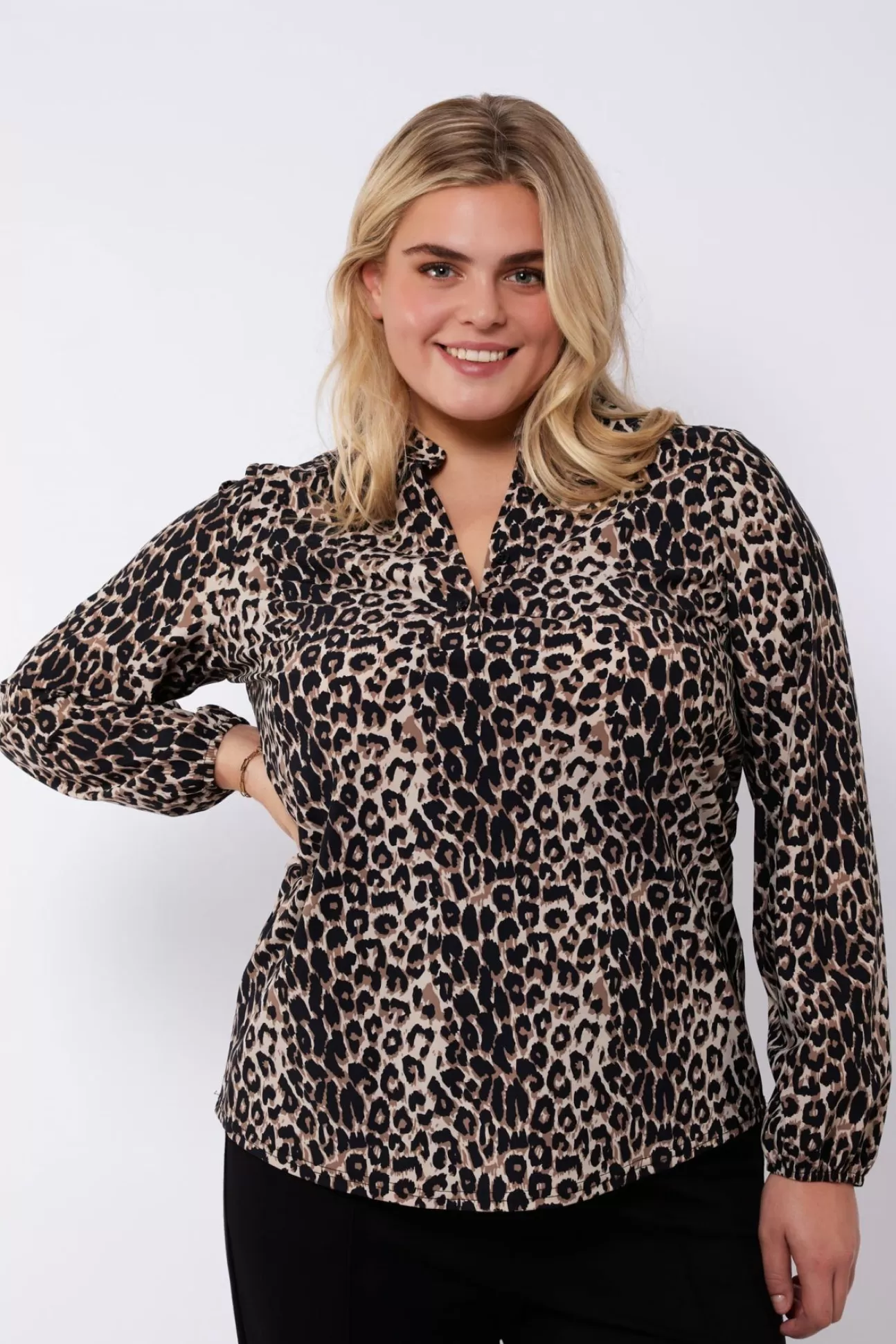 Exxcellent Vera Blouse